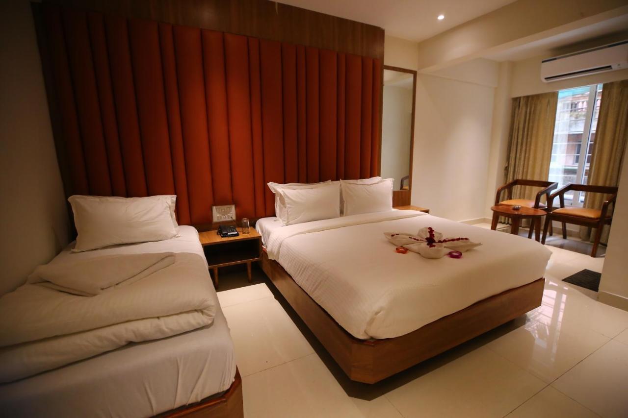 Hotel Dream Residency ナビムンバイ エクステリア 写真